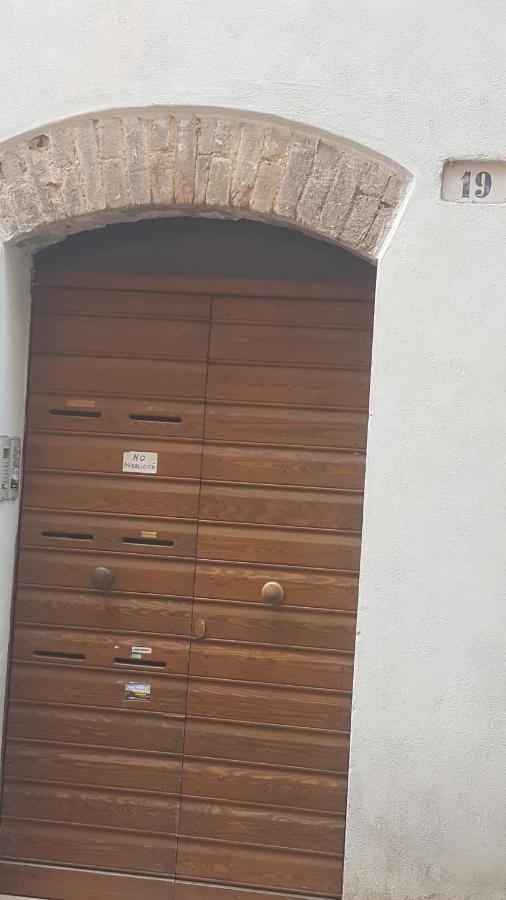 شقة Via Della Posterna سبوليتو المظهر الخارجي الصورة